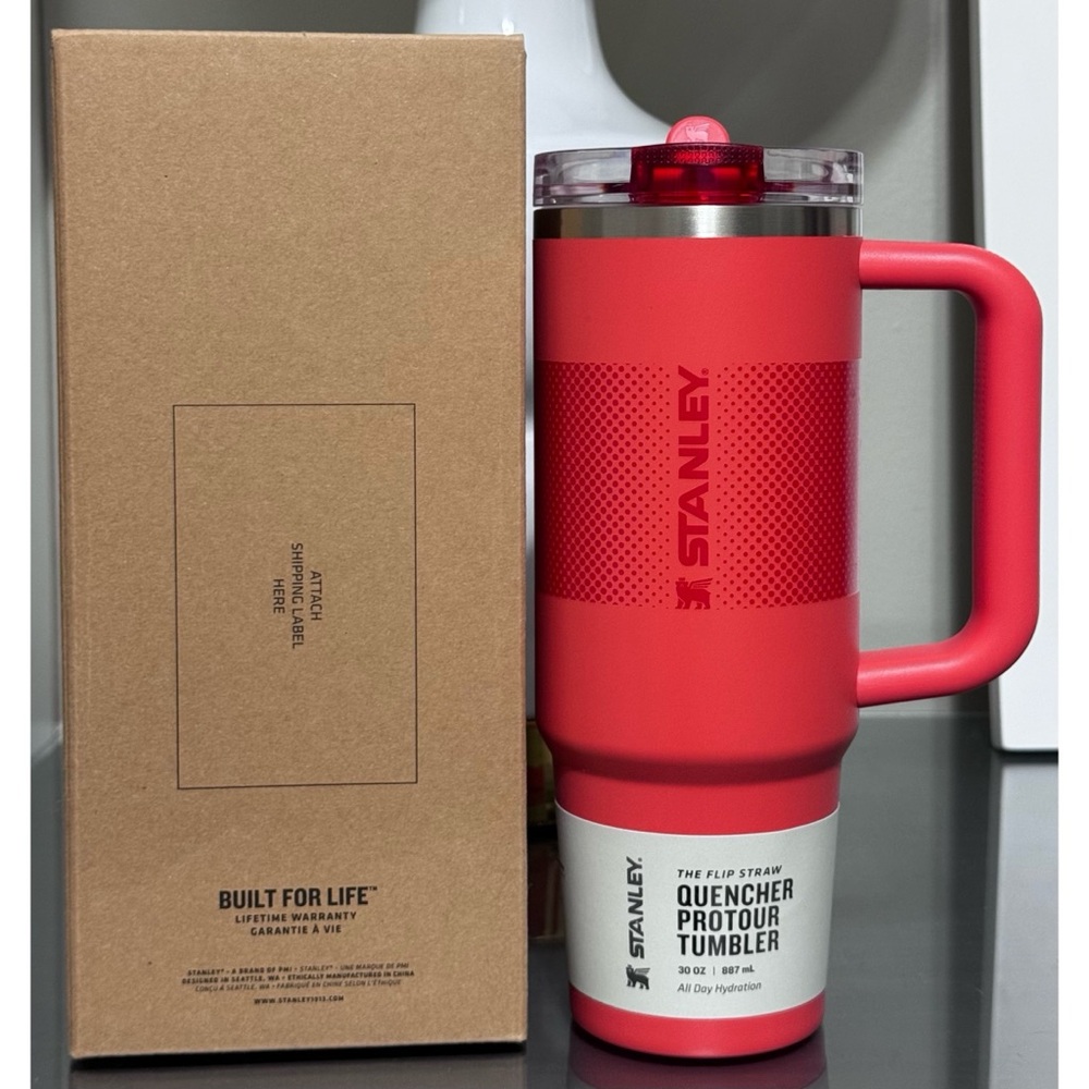 STANLEY QUENCHER PROTOUR FLIP STRAW TUMBLER, 30OZ- HOT CORAL FADE